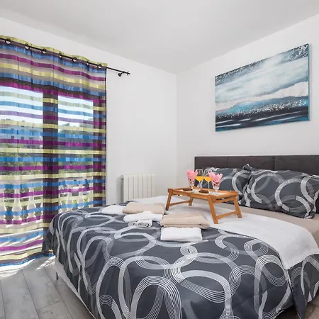 Проживание в семье Jurina *