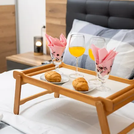 Jurina Проживание в семье *